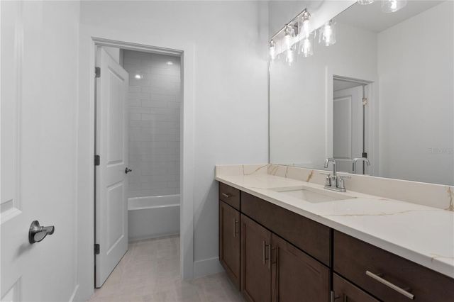 4202 N CLEARFIELD AVENUE, Tampa, FL 33603