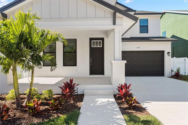 4202 N CLEARFIELD AVENUE, Tampa, FL 33603