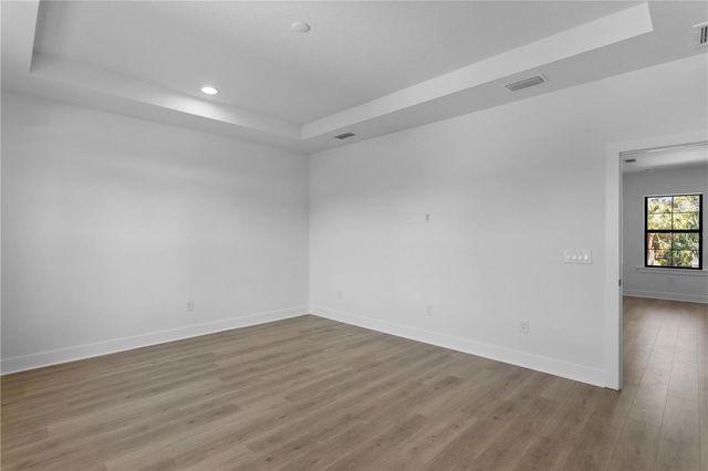 4202 N CLEARFIELD AVENUE, Tampa, FL 33603