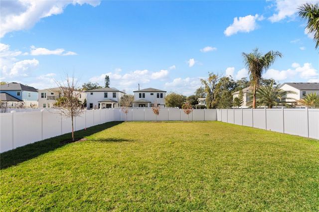 4202 N CLEARFIELD AVENUE, Tampa, FL 33603