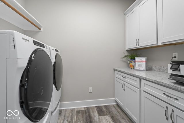 315 Blue River Drive, Knightstown, IN 46148