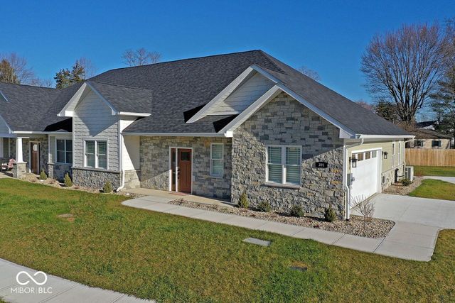 315 Blue River Drive, Knightstown, IN 46148