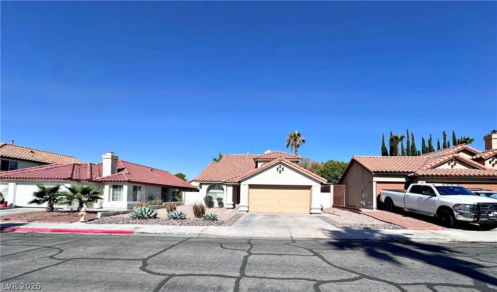 3317 Surfline Drive, Las Vegas, NV 89117
