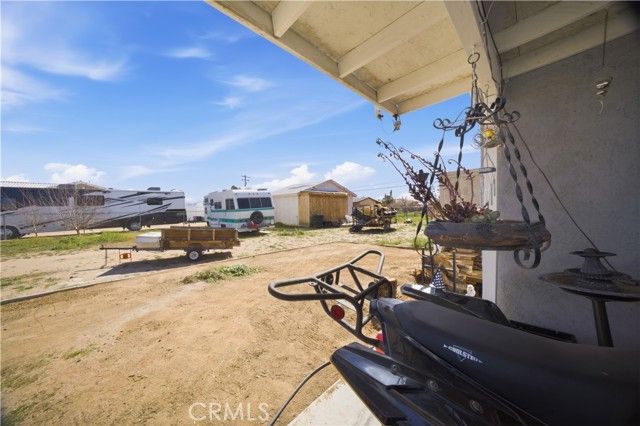 16485 Dale Evans, Apple Valley, CA 92307