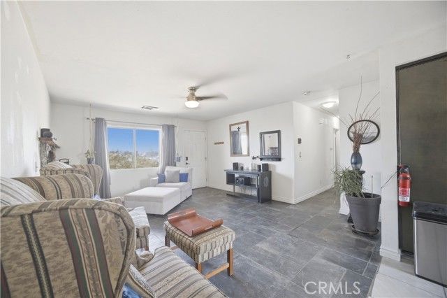 16485 Dale Evans, Apple Valley, CA 92307