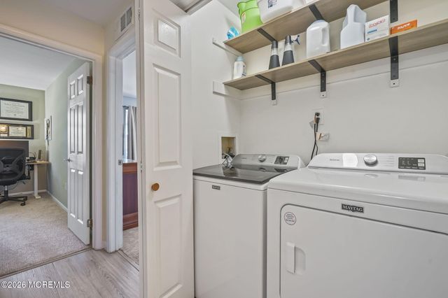 62 Inverness Court, Matawan, NJ 07747