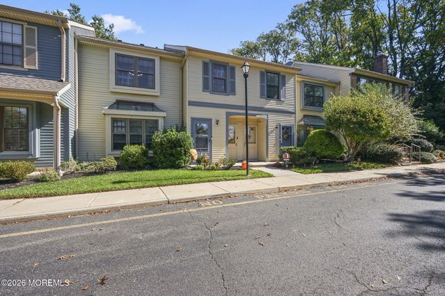 62 Inverness Court, Matawan, NJ 07747