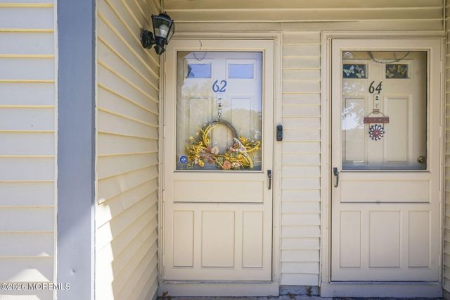 62 Inverness Court, Matawan, NJ 07747