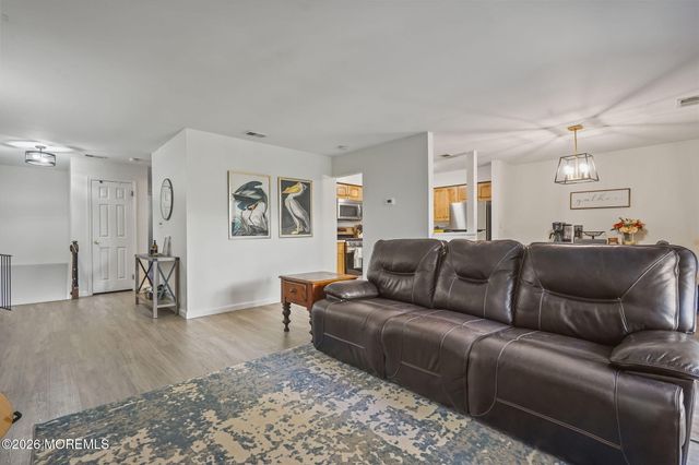 62 Inverness Court, Matawan, NJ 07747