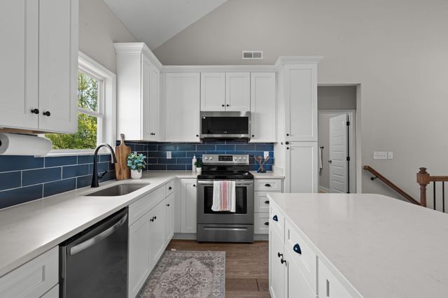 8315 Harvest Oak Lane, Chattanooga, TN 37421