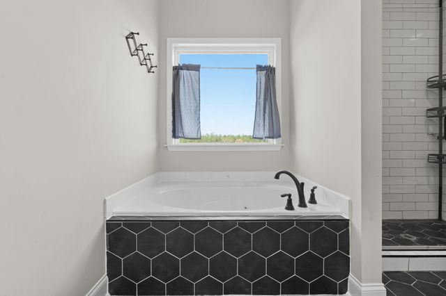 8315 Harvest Oak Lane, Chattanooga, TN 37421