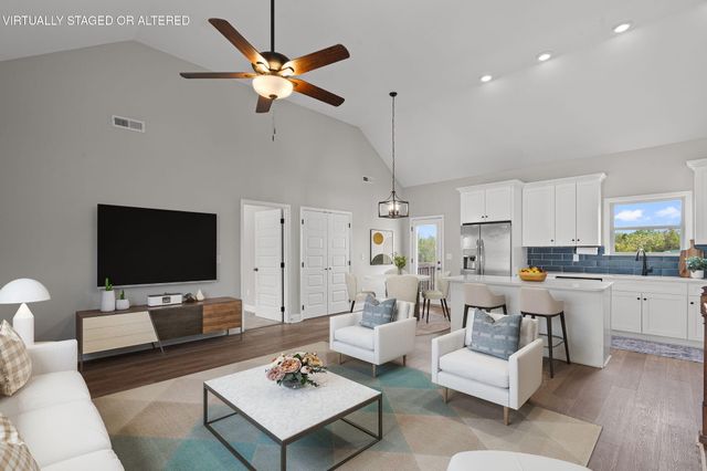 8315 Harvest Oak Lane, Chattanooga, TN 37421