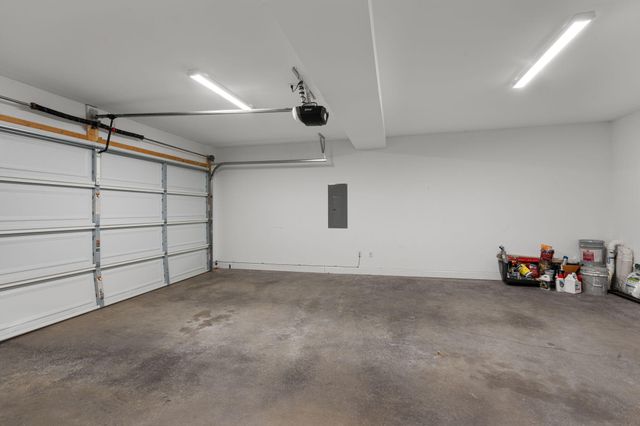 8315 Harvest Oak Lane, Chattanooga, TN 37421