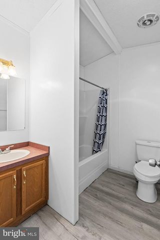 124 SCHOOL HOUSE DR, Howard, PA 16841