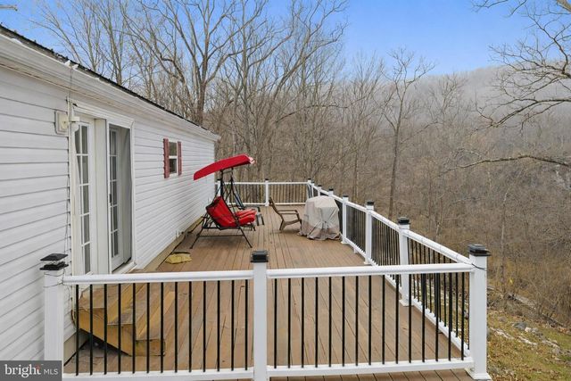 124 SCHOOL HOUSE DR, Howard, PA 16841