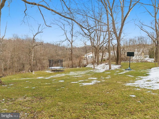 124 SCHOOL HOUSE DR, Howard, PA 16841