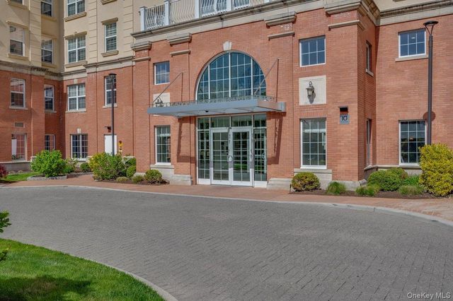 10 Byron Place 310, Larchmont, NY 10538