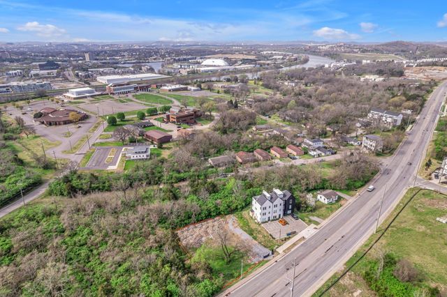 630 W Trinity Ln, Nashville, TN 37207