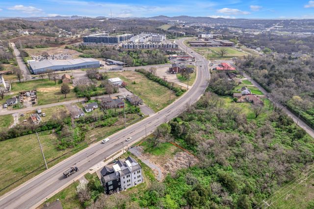 630 W Trinity Ln, Nashville, TN 37207