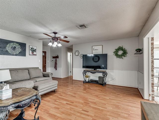 1510 Sunrise Circle, Norman, OK 73071