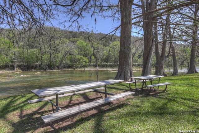 1262 ELM CREEK RD, New Braunfels, TX 78132