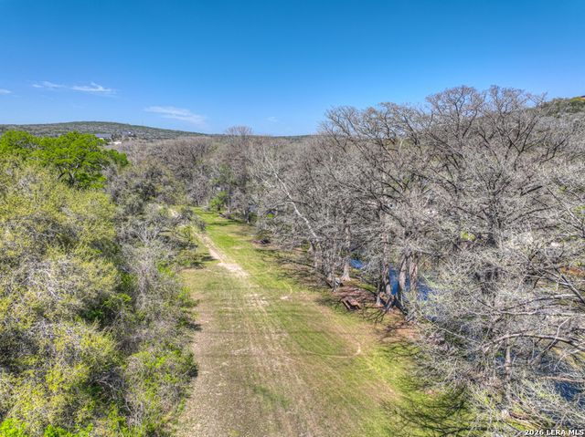 1262 ELM CREEK RD, New Braunfels, TX 78132