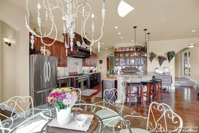 1262 ELM CREEK RD, New Braunfels, TX 78132