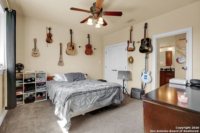 1262 ELM CREEK RD, New Braunfels, TX 78132