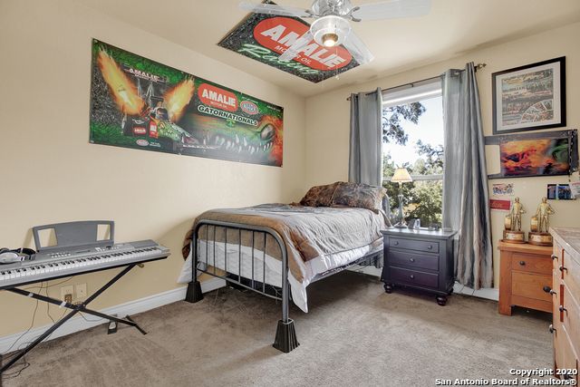 1262 ELM CREEK RD, New Braunfels, TX 78132