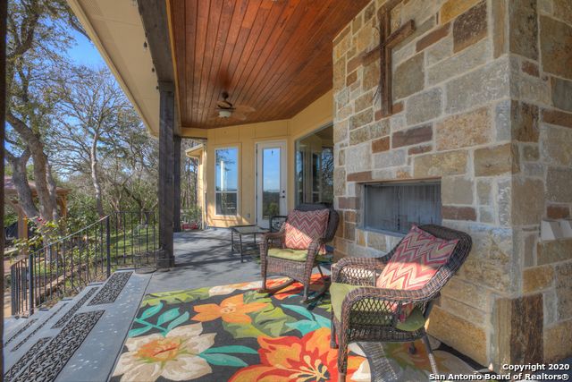 1262 ELM CREEK RD, New Braunfels, TX 78132