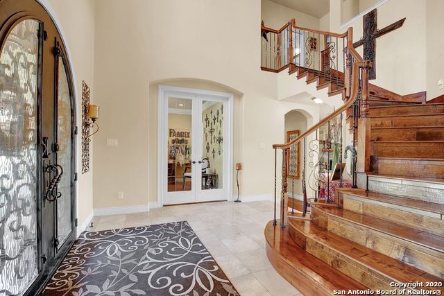 1262 ELM CREEK RD, New Braunfels, TX 78132