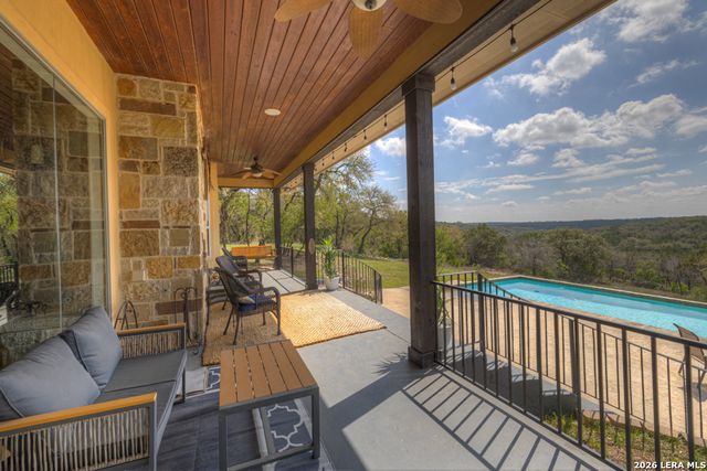 1262 ELM CREEK RD, New Braunfels, TX 78132