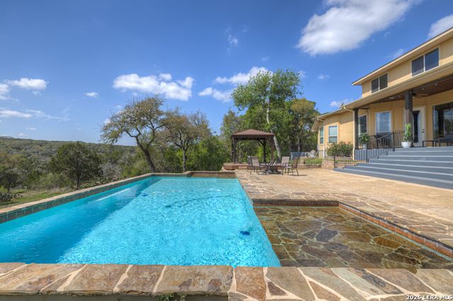 1262 ELM CREEK RD, New Braunfels, TX 78132