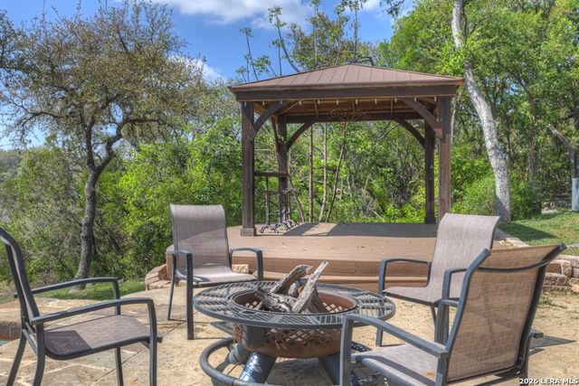 1262 ELM CREEK RD, New Braunfels, TX 78132