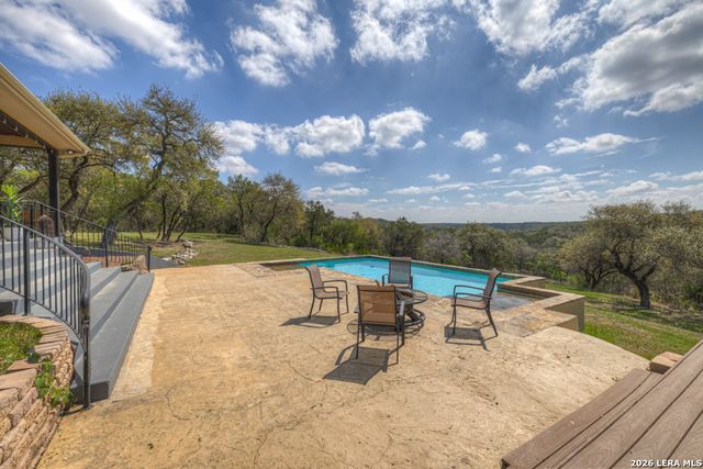 1262 ELM CREEK RD, New Braunfels, TX 78132