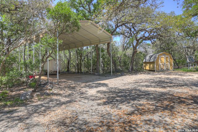 1262 ELM CREEK RD, New Braunfels, TX 78132