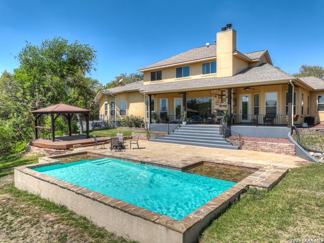 1262 ELM CREEK RD, New Braunfels, TX 78132