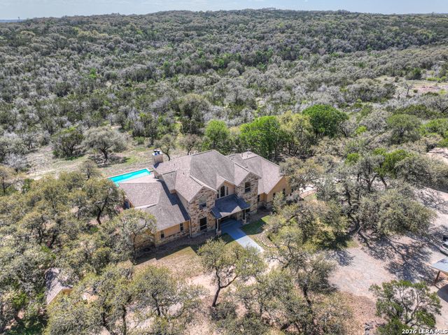 1262 ELM CREEK RD, New Braunfels, TX 78132