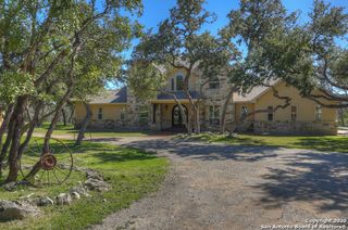 1262 ELM CREEK RD, New Braunfels, TX 78132