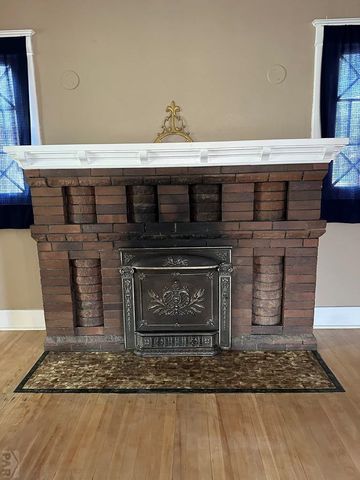 1725 Lake Ave, Pueblo, CO 81004