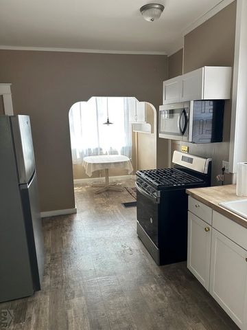 1725 Lake Ave, Pueblo, CO 81004
