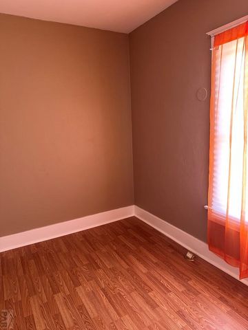 1725 Lake Ave, Pueblo, CO 81004