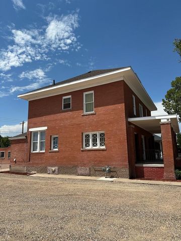 1725 Lake Ave, Pueblo, CO 81004