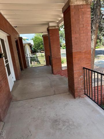 1725 Lake Ave, Pueblo, CO 81004