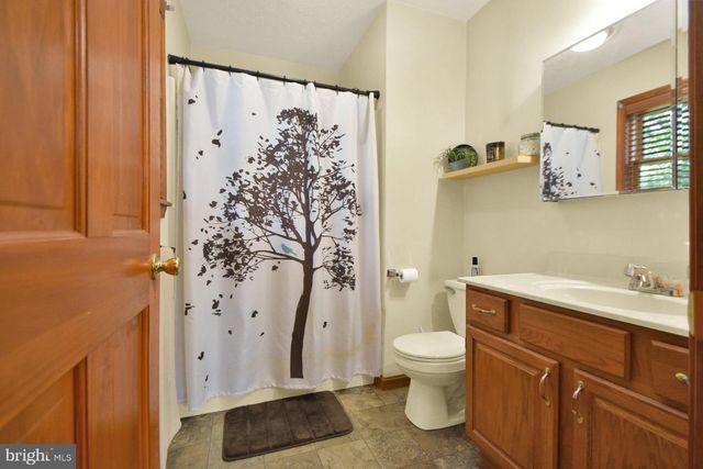 215 OPAL DR, Chambersburg, PA 17202