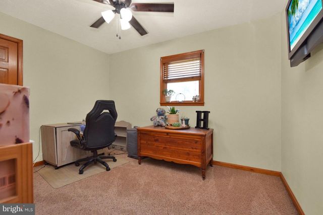 215 OPAL DR, Chambersburg, PA 17202