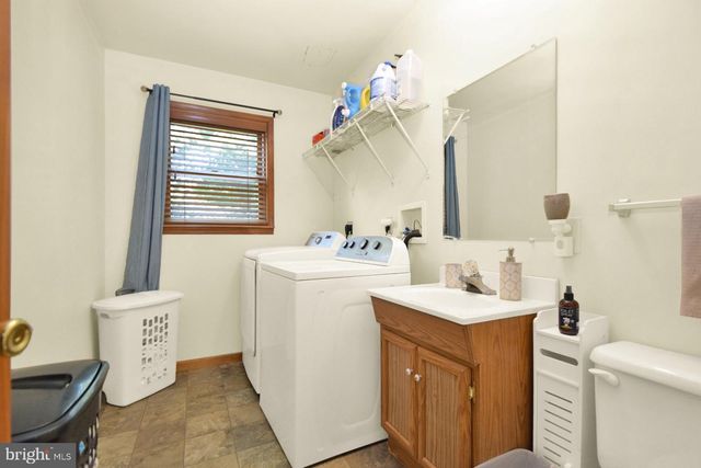 215 OPAL DR, Chambersburg, PA 17202