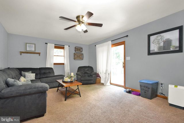 215 OPAL DR, Chambersburg, PA 17202