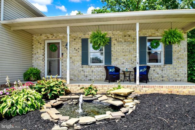 215 OPAL DR, Chambersburg, PA 17202