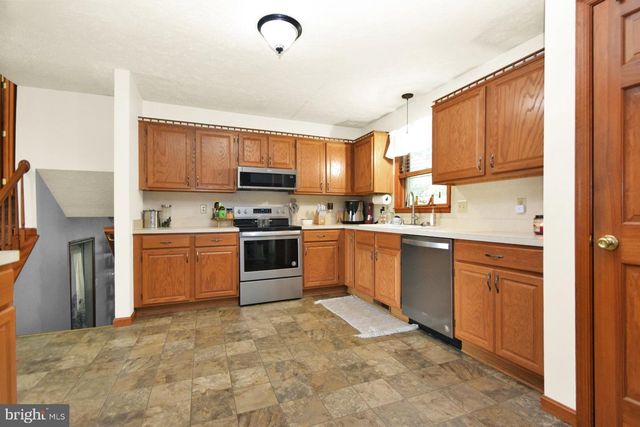215 OPAL DR, Chambersburg, PA 17202